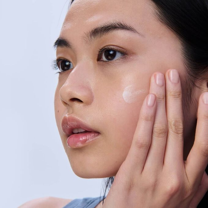 SOS Color Correcting Face Primer - Luminosity