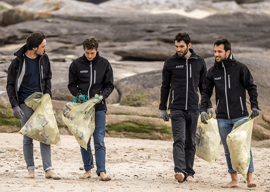 Plastic Odyssey to end pollution