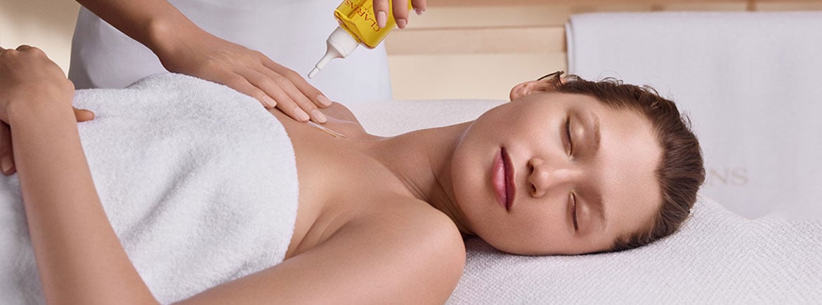 Our expertise: The unique Clarins touch, born in a spa